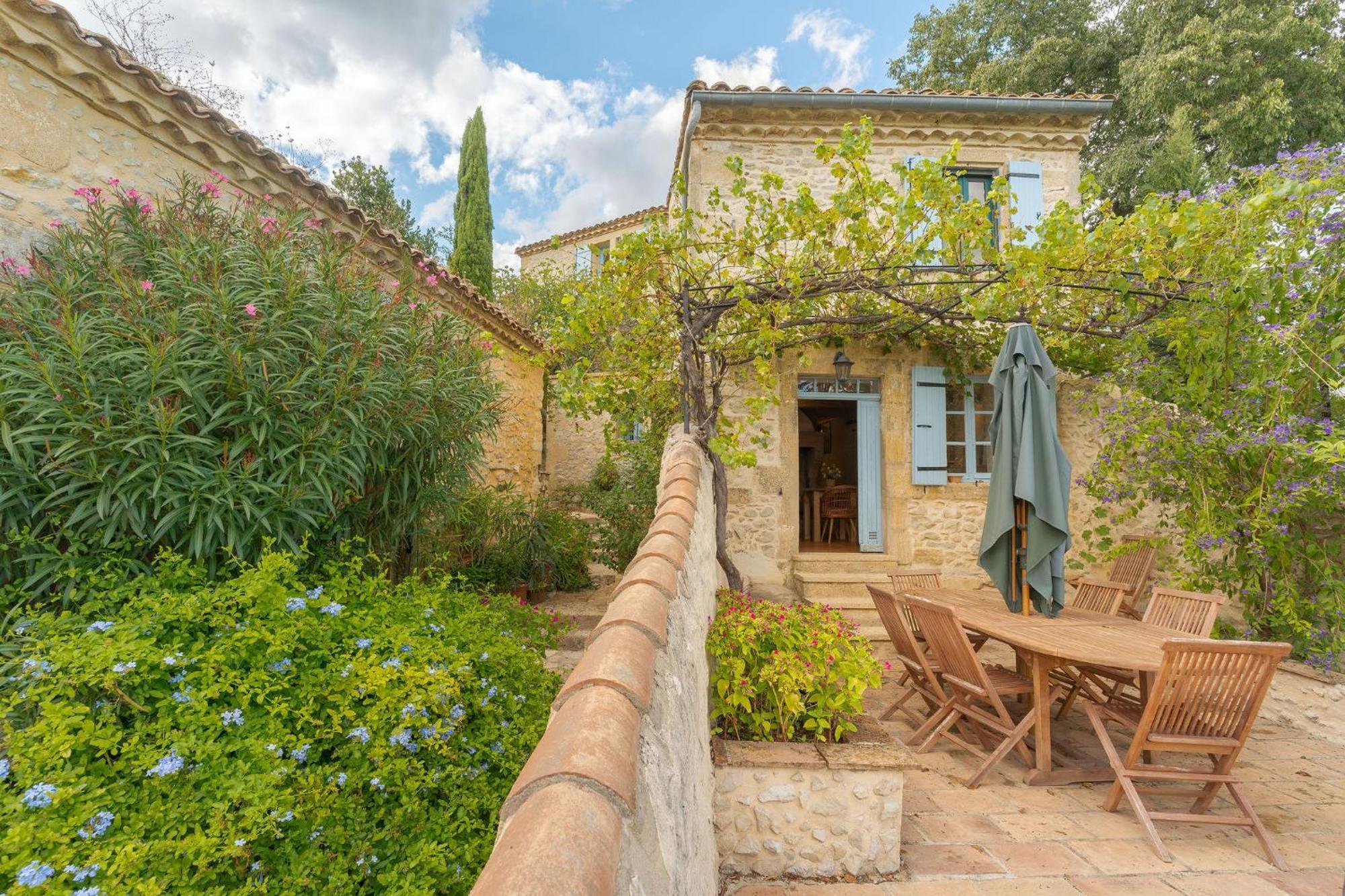 Les Calades Villa Ledenon ภายนอก รูปภาพ
