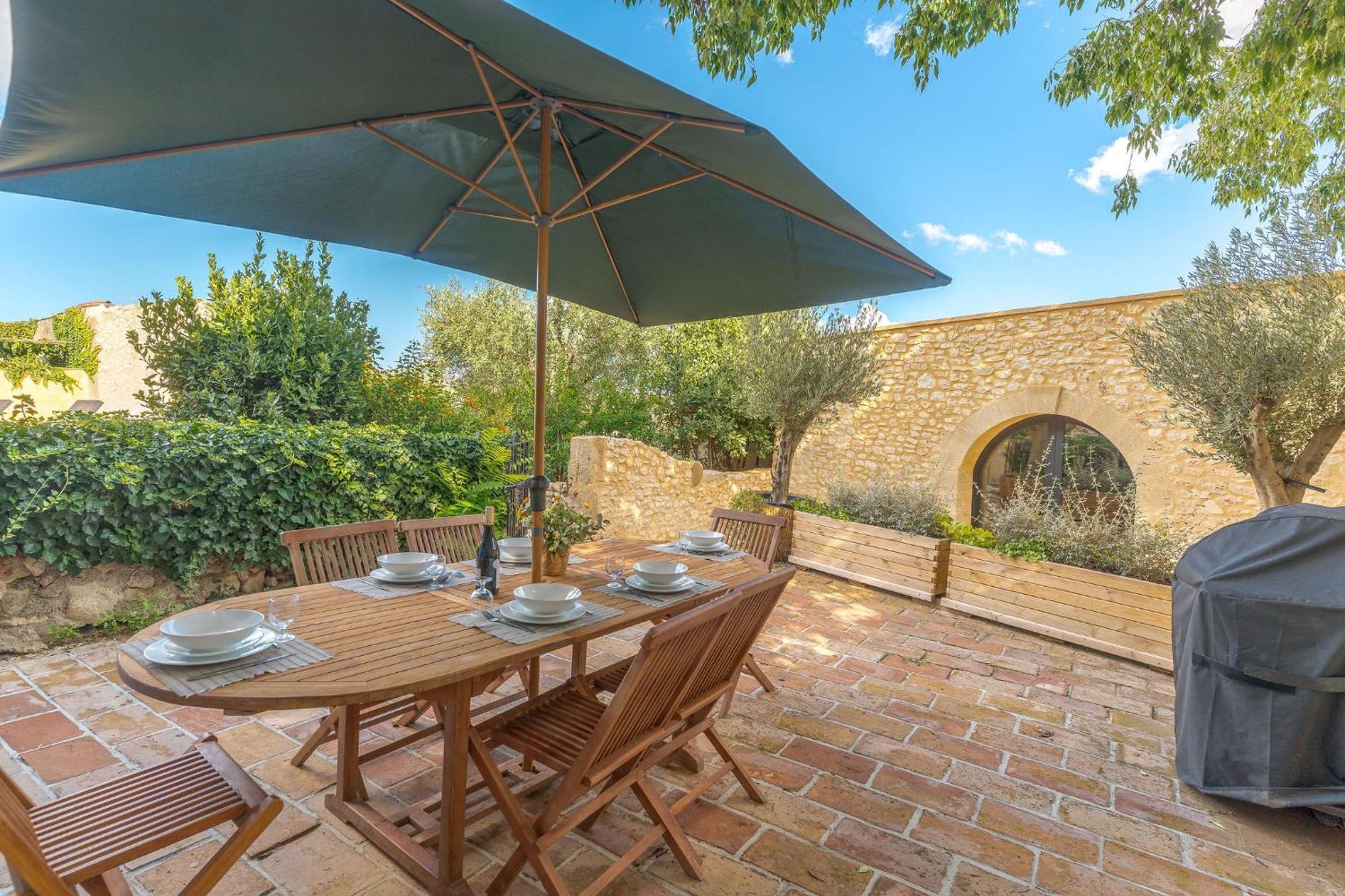 Les Calades Villa Ledenon ภายนอก รูปภาพ