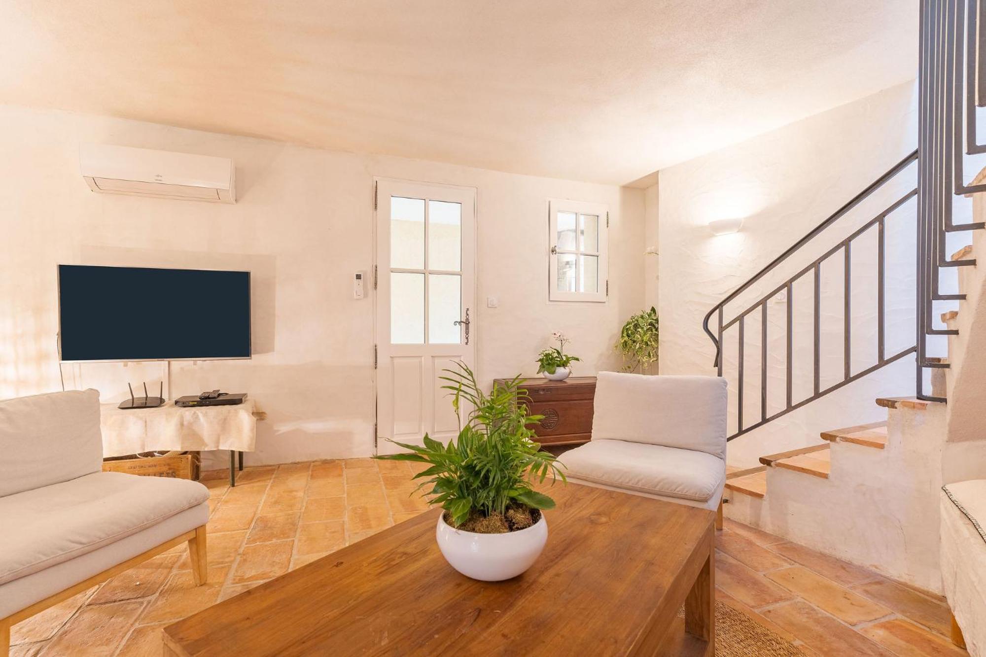 Les Calades Villa Ledenon ภายนอก รูปภาพ